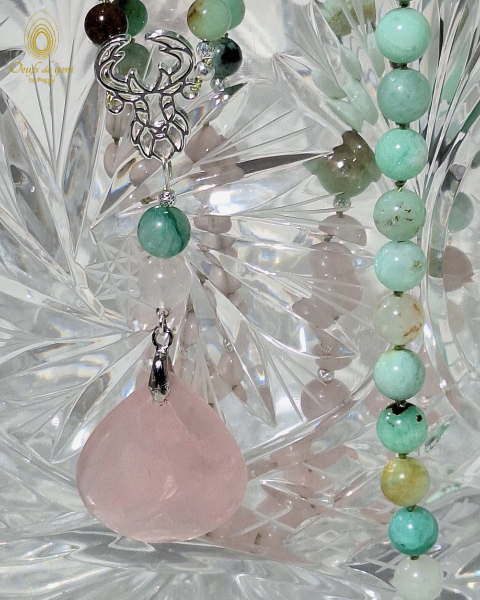 Mala Animaux Totem - le Cerf : chrysoprase, quartz rose