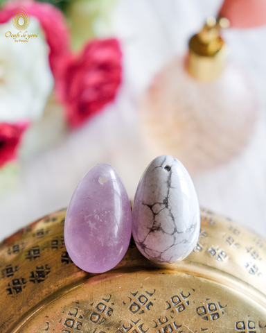 coffret-duo-oeufs-accelerateurs-bonheur-oeuf-de-yoni-amethyste-et-howlite-moyen-troues