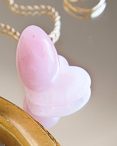 Coffret-Amour-œuf-guerison-blessures-amour-et-cœur-energetique-œuf-de-yoni-Quartz-rose-moyen-troue-et-cœur-quartz-rose-2