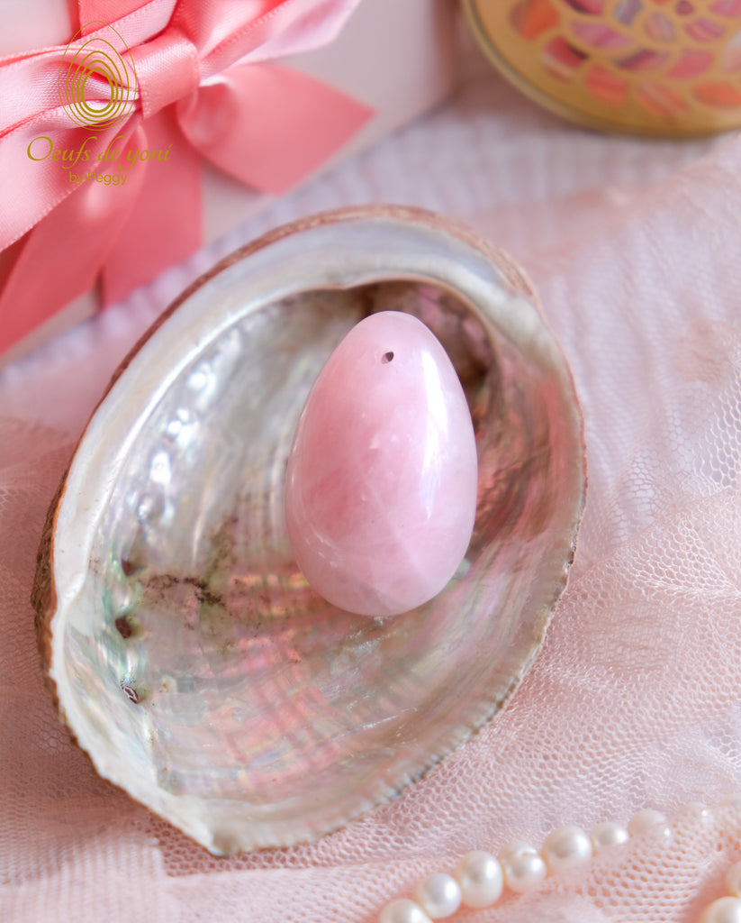 coffret-special-oeuf-de-yoni-guerison-blessures-amour-et-coquille-ormeau-quartz-rose-moyen-troue-coquille-ormeau