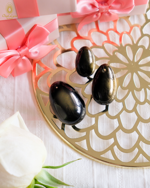 oeufs-createurs-succes-3-oeufs-de-yoni-obsidiennes-dorees-trouees