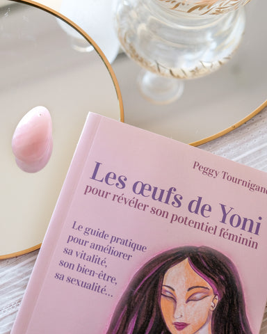 coffret-livre-les-œufs-de-yoni-pour-reveler-son-potentiel-feminin-peggy-tournigand-editions-tredaniel-œuf-de-yoni-quartz-rose-moyen-troue