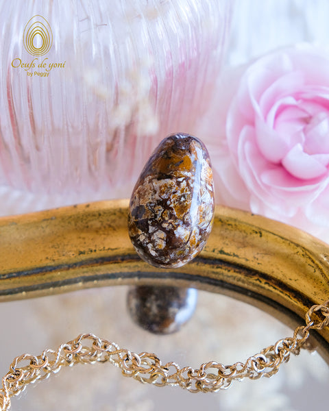 oeuf-yoni-opale-noire-blanche-moyen-non-troue-2
