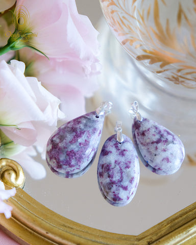 Pendentif "fait en France" - Le pendentif de la libération du féminin - Tourmaline rose